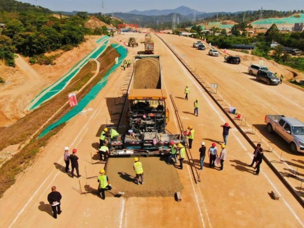 呼伦贝尔高速公路